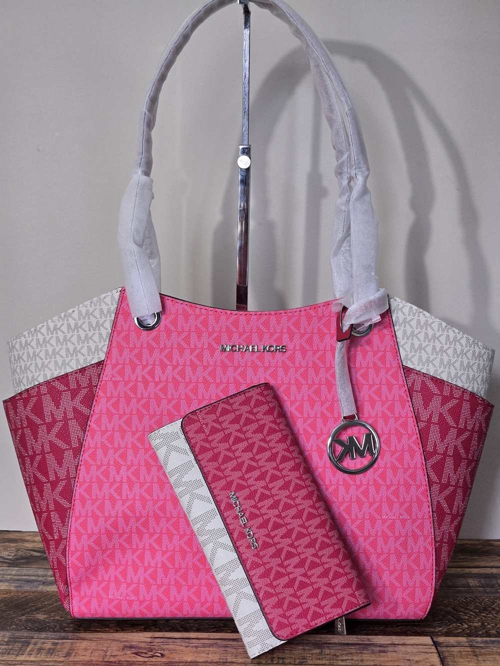 Michael Kors Jet Set Shoulder Bsg And Wallet